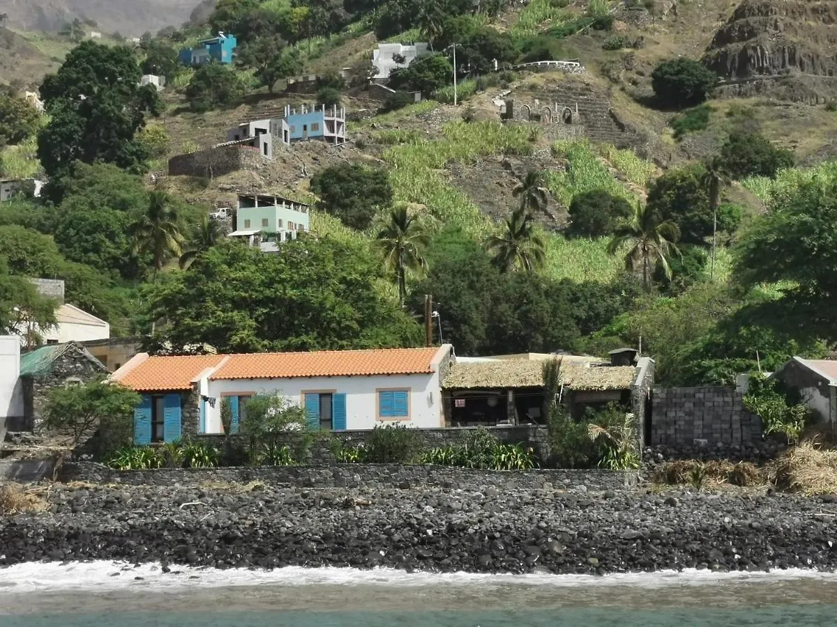 Casa Praia Tarrafal De Monte Trigo contacts