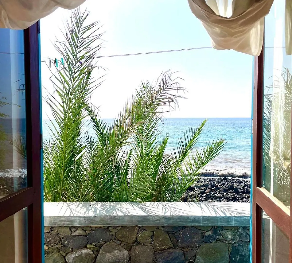 Guest house Casa Praia Tarrafal De Monte Trigo Seladinha